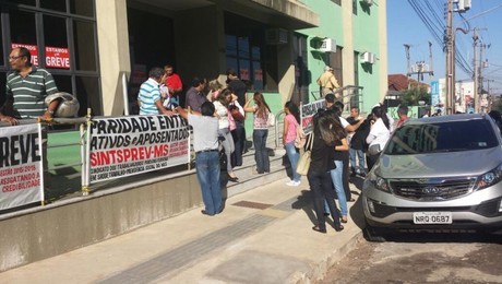 Greve dos trabalhadores da Funasa