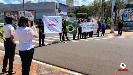 Trabalhadores da Funasa protestam contra a extinção do órgão