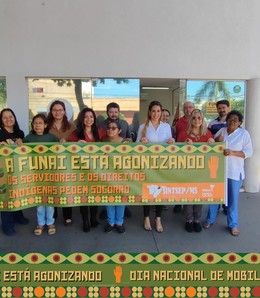 Trabalhadores da Funai em Campo Grande e Dourados protestam pelo PCI e por Demarcação Já!
